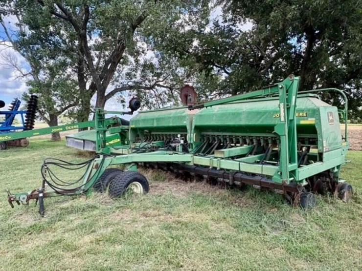 john-deere-1560-image-3