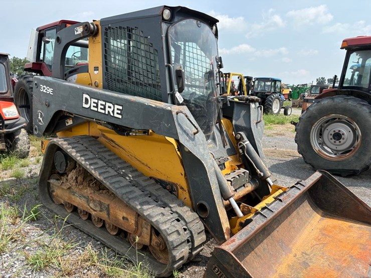 deere-328e-image-17