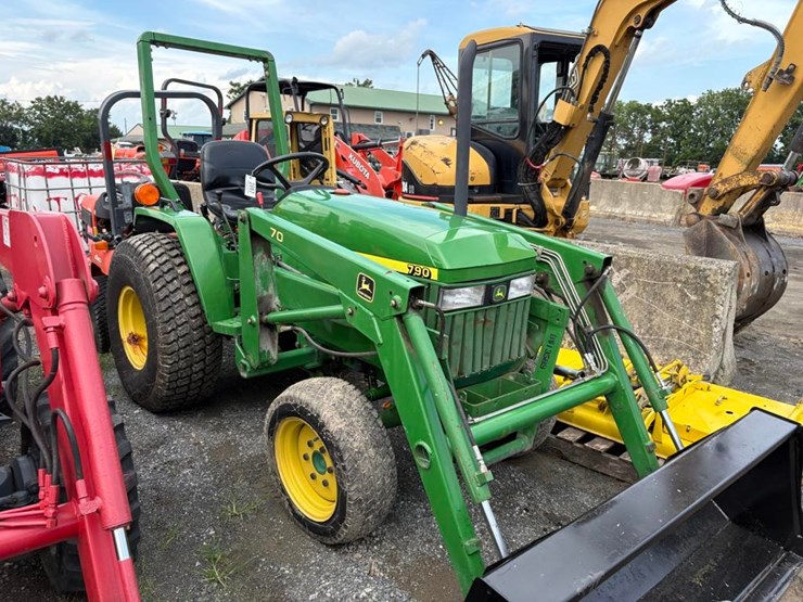 john-deere-790-image-1