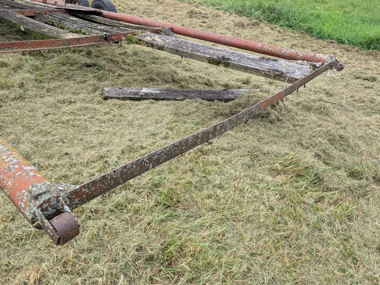 danahue-928-s-planter-trailer-image-26
