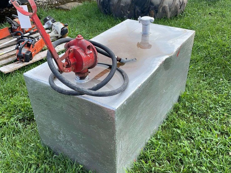 100-gallon-fuel-tank-with-pump-image-1