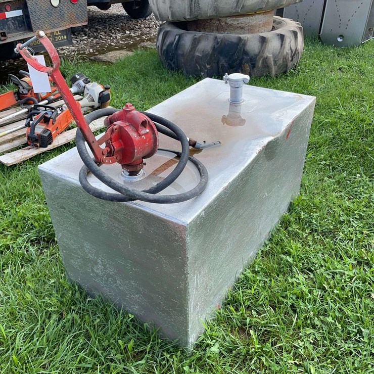 100 gallon fuel tank with pump