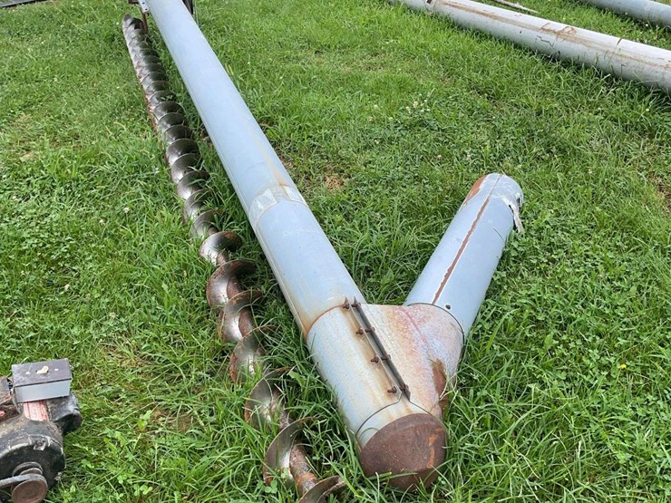8"-hutchinson-upright-grain-bin-unloading-auger-image-3