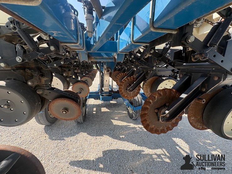 kinze-3600-image-17