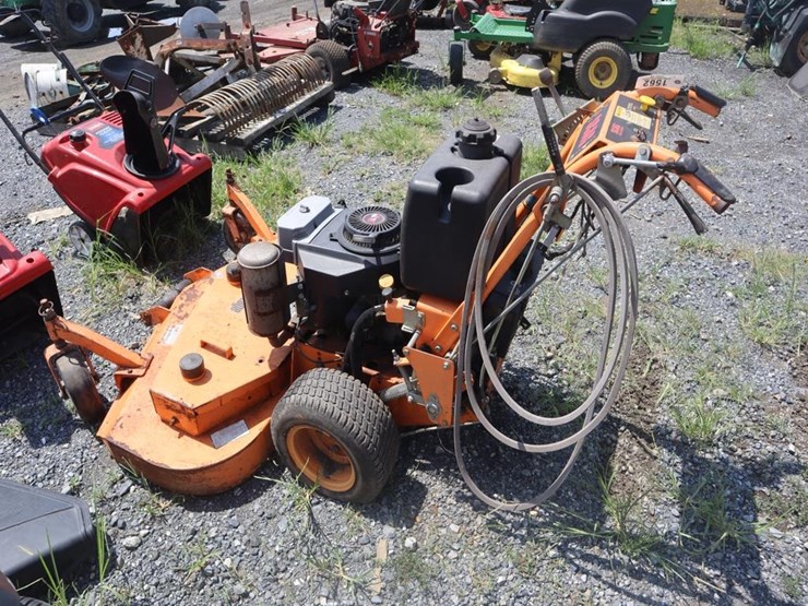 scag-walk-behind-mower-image-4