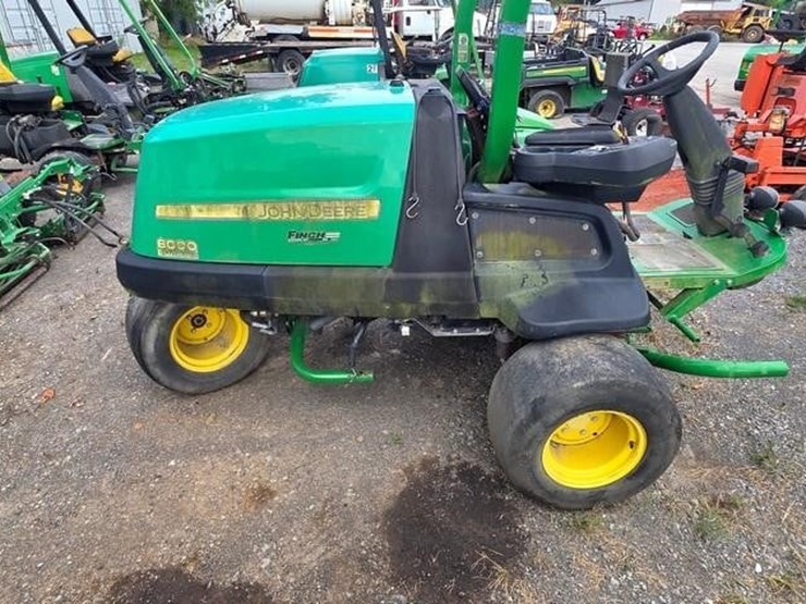 john-deere-8000-image-7