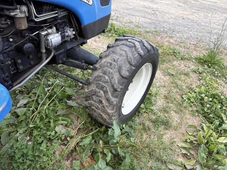 new-holland-tc40a-image-10
