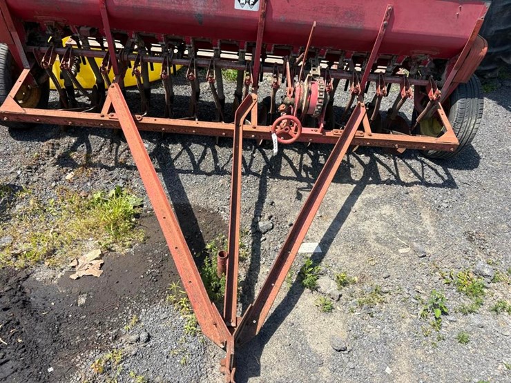 massey-ferguson-33-image-6
