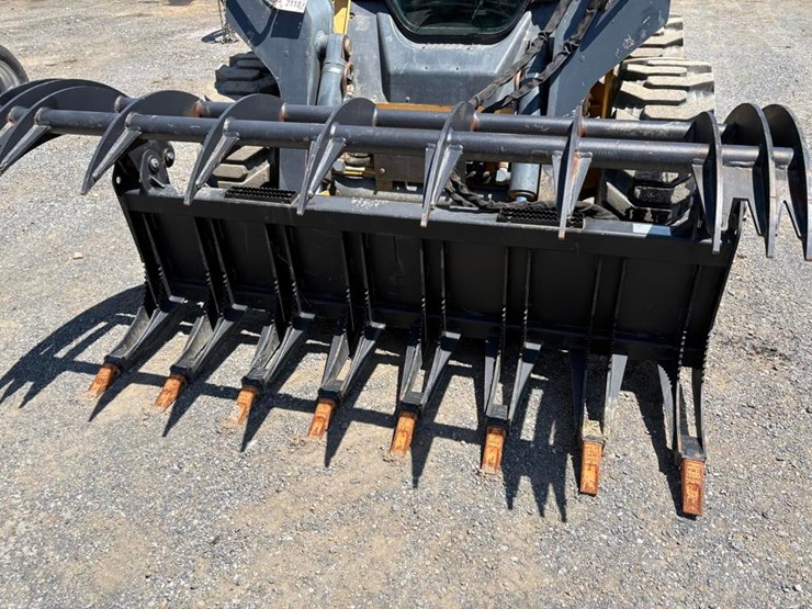 deere-328d-image-7