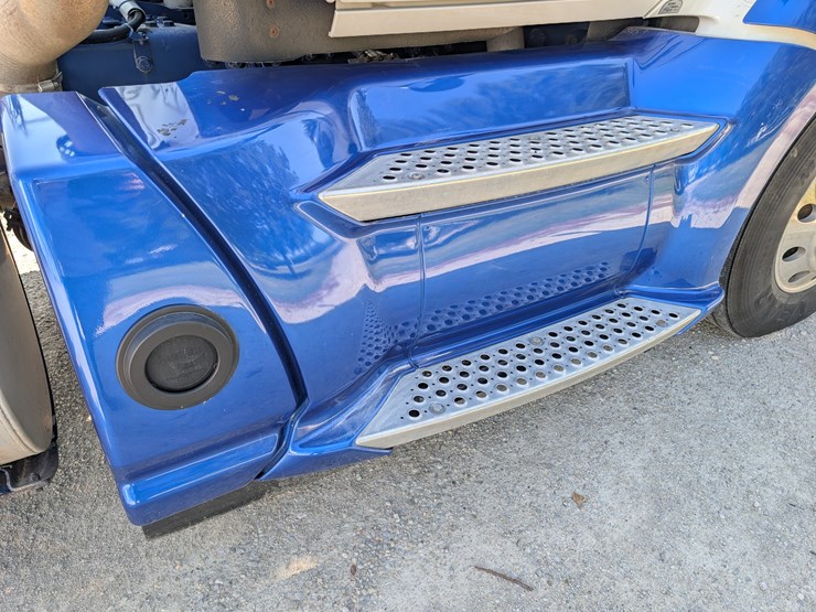 2018-kenworth-t680-image-60