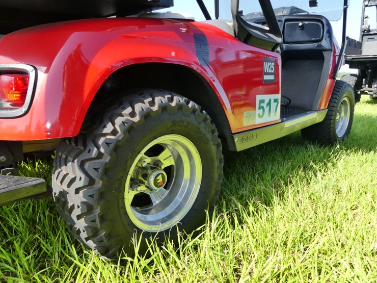 ez-go-golf-cart-image-6