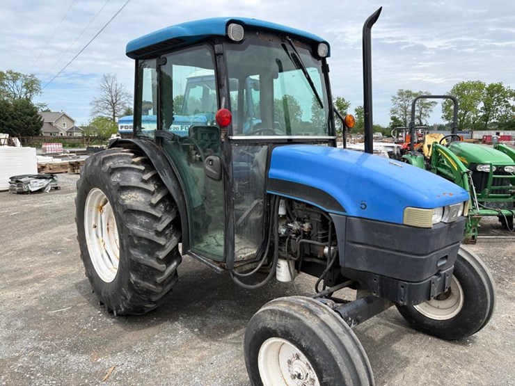 new-holland-tn75-image-4