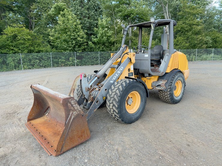 2006-volvo-l20b-image-1