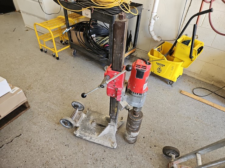 milwaukee-core-drill-image-2
