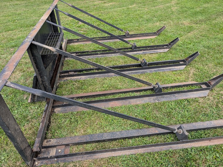 square-bale-accumulator/mover-image-7