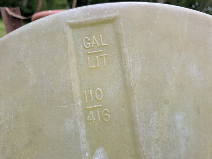 pull-type-120-gallon-sprayer-image-17