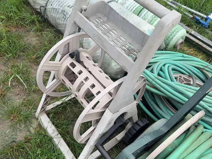 assortment-of-hose-and-2-hose-reels-image-6