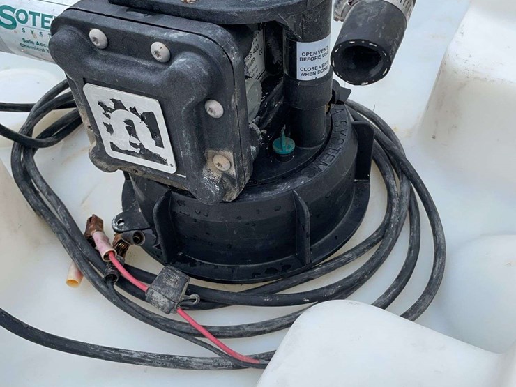 220-gallon-mini-bulk-with-pump-image-6