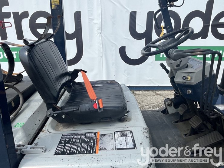 komatsu-fg25st-11-image-29