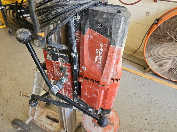 hilti-dd250-core-drill-image-4