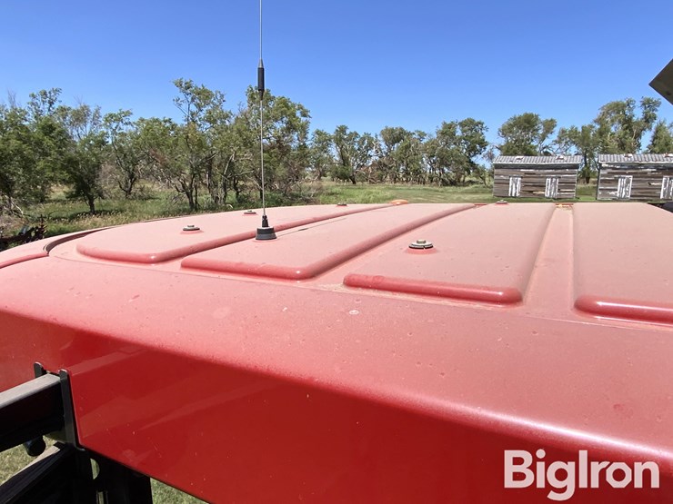 2011-case-ih-8120-image-10