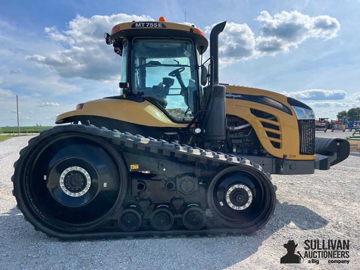 2017-challenger-mt755e-image-4