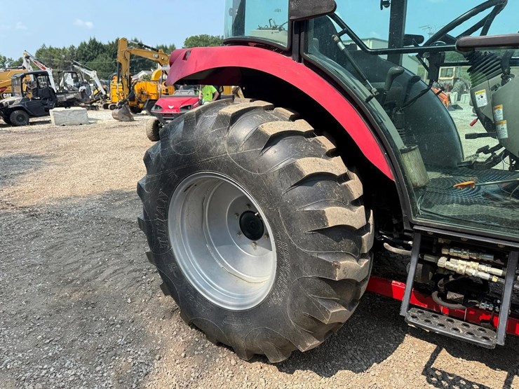 tym-t5545tusm-tractor-with-loader-image-13
