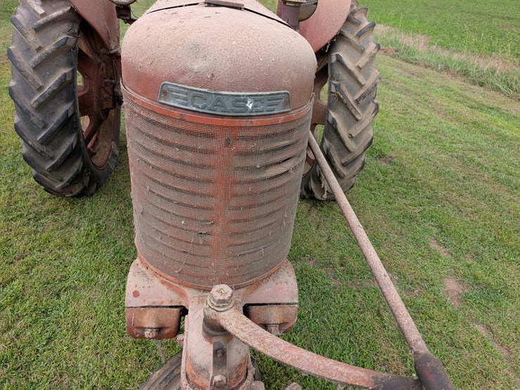 case-sc-tractor-image-8