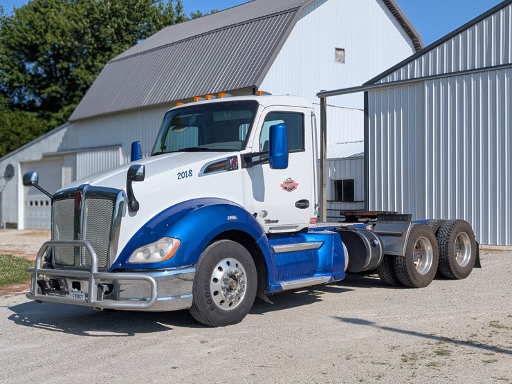 2018-kenworth-t680-image-1