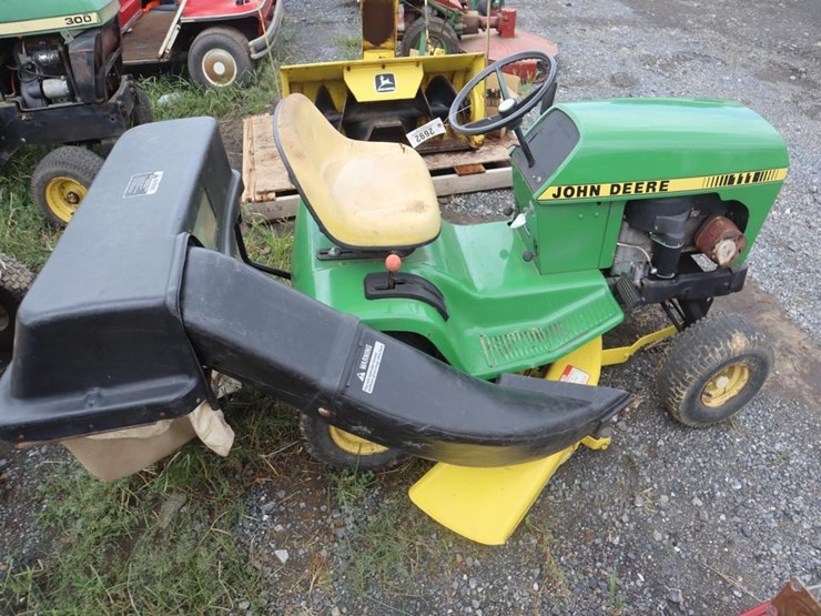 john-deere-111-image-8