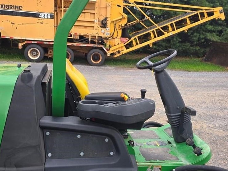 john-deere-7400-image-21