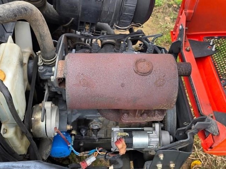 kubota-zd331-image-18