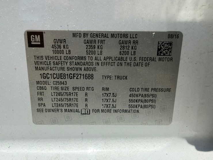 2017-chevrolet-2500-image-31