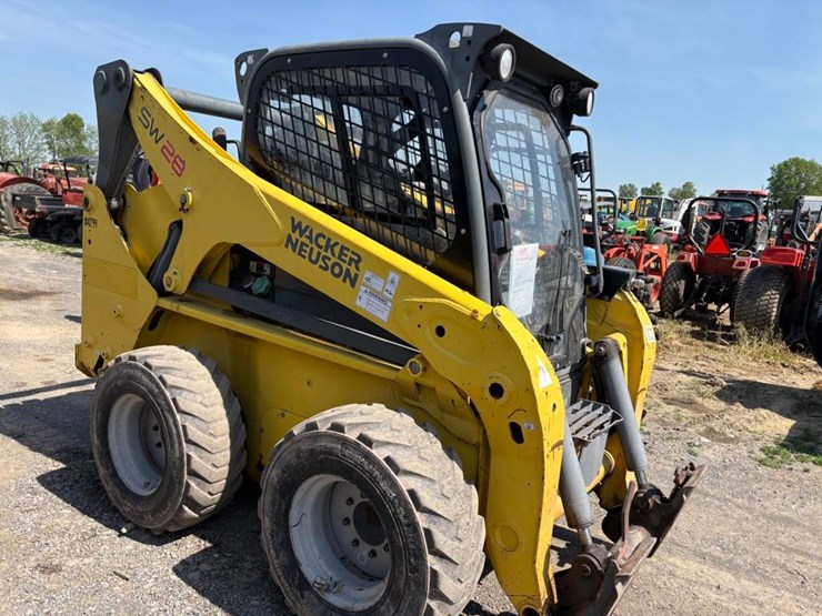 2015-wacker-neuson-sw28-image-11