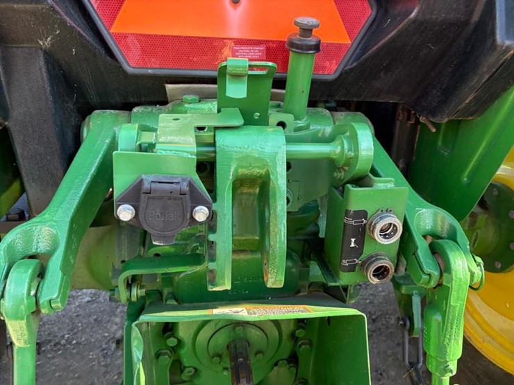 john-deere-5045e-image-12