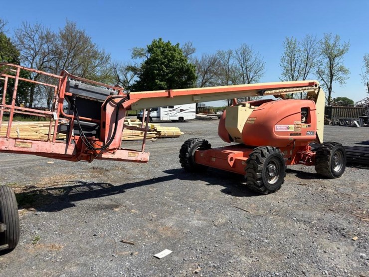 1997-jlg-600a-image-1