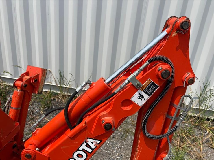 kubota-bx22-image-5