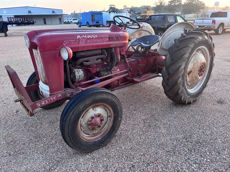 1958-ford-601-workmaster-image-1