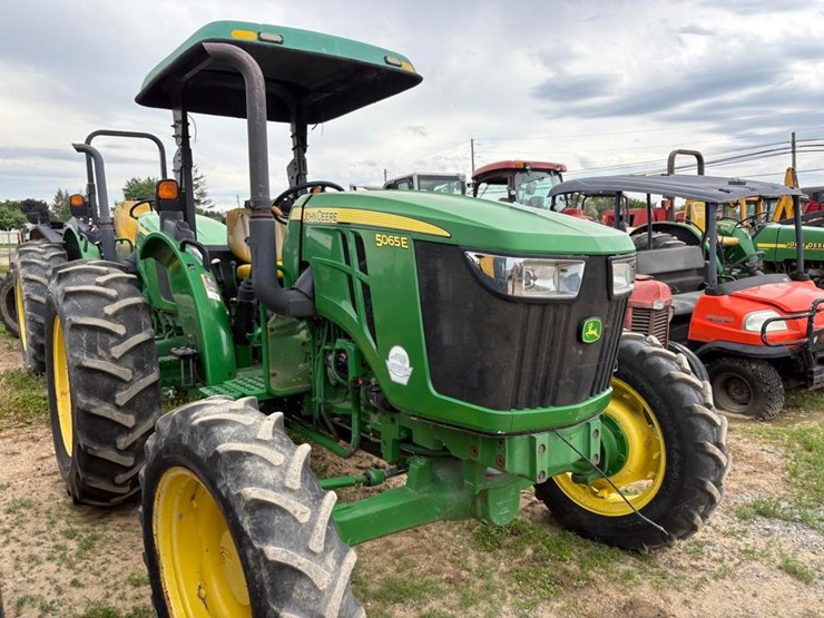 john-deere-5065e-image-4