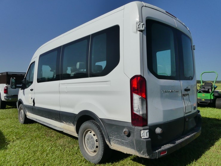 2017-ford-transit-image-4