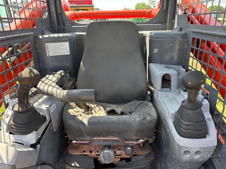 kubota-svl75-2-image-15