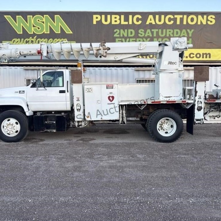 2002 Chevrolet C7500 Kodiak Digger Derrick