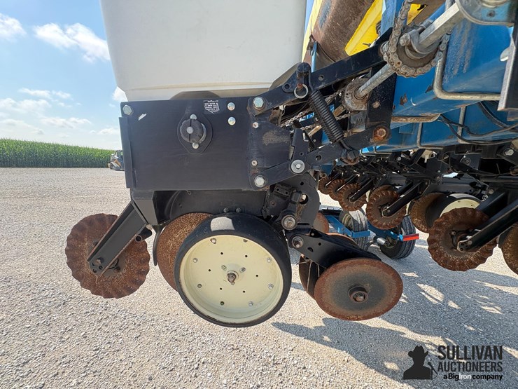 kinze-3600-image-9