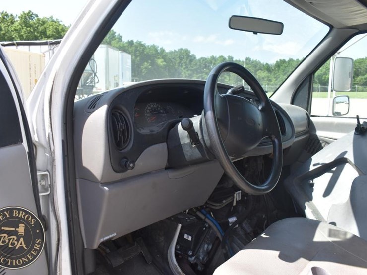 2000-ford-e350-sd-image-14