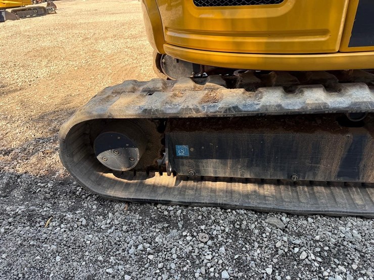 2023-john-deere-50p-mini-excavator-image-12