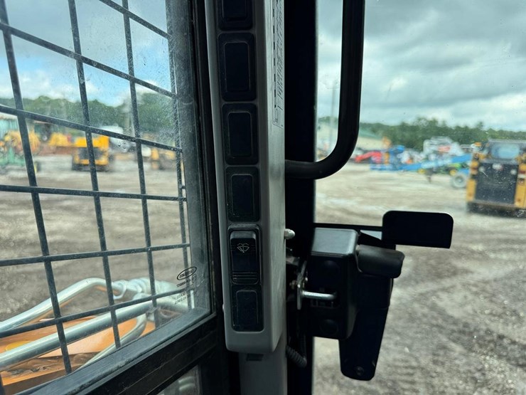 2018-case-tr310-image-28
