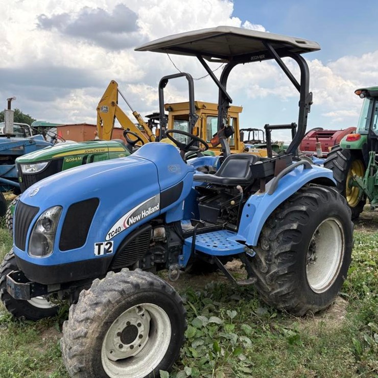 NEW HOLLAND TC40A