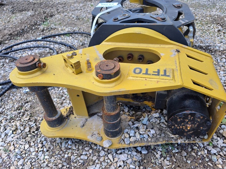 caterpillar-306-image-7