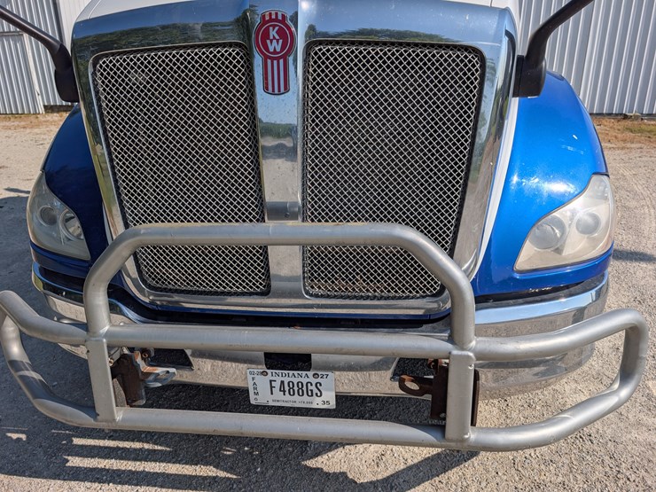 2018-kenworth-t680-image-9