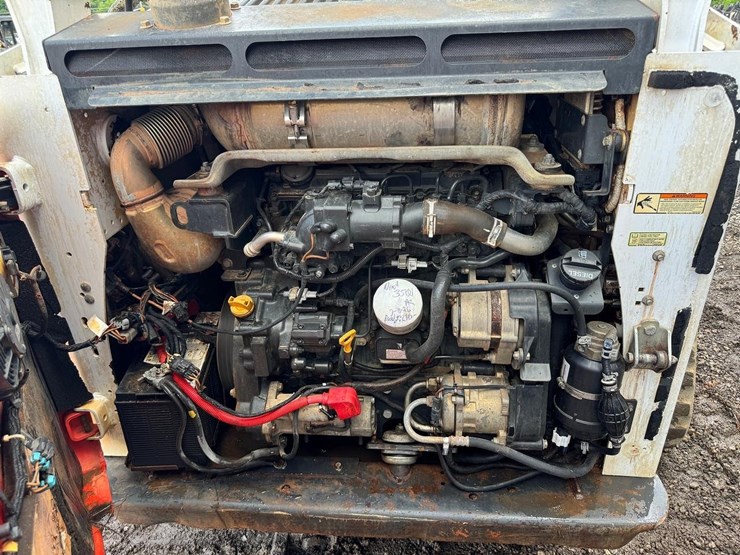 2020-bobcat-t770-image-17